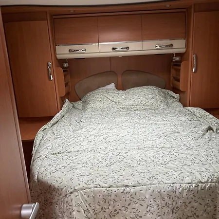 Luxury tent Car Paris Savigny-le-Temple